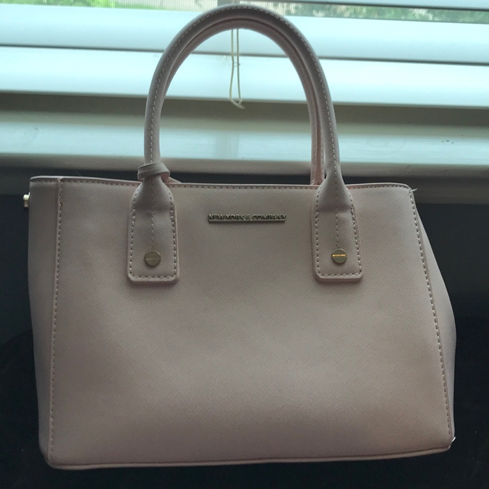 NEW YORK & COMPANY Bag!
